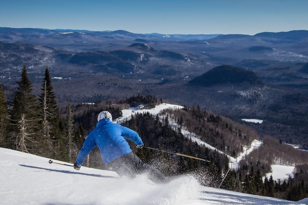 Hotel Vacances Tremblant Mont-Tremblant Bagian luar foto